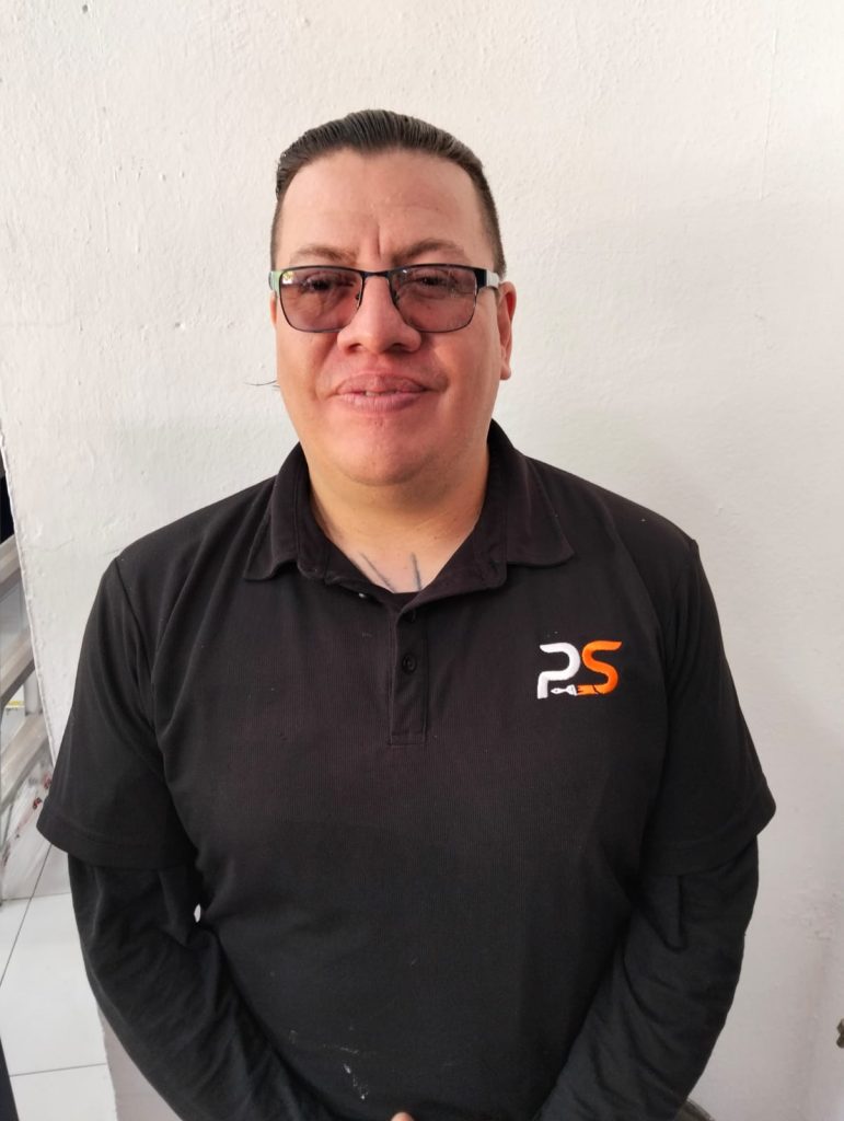 MARCO ESQUIVEL PINTA SUPER